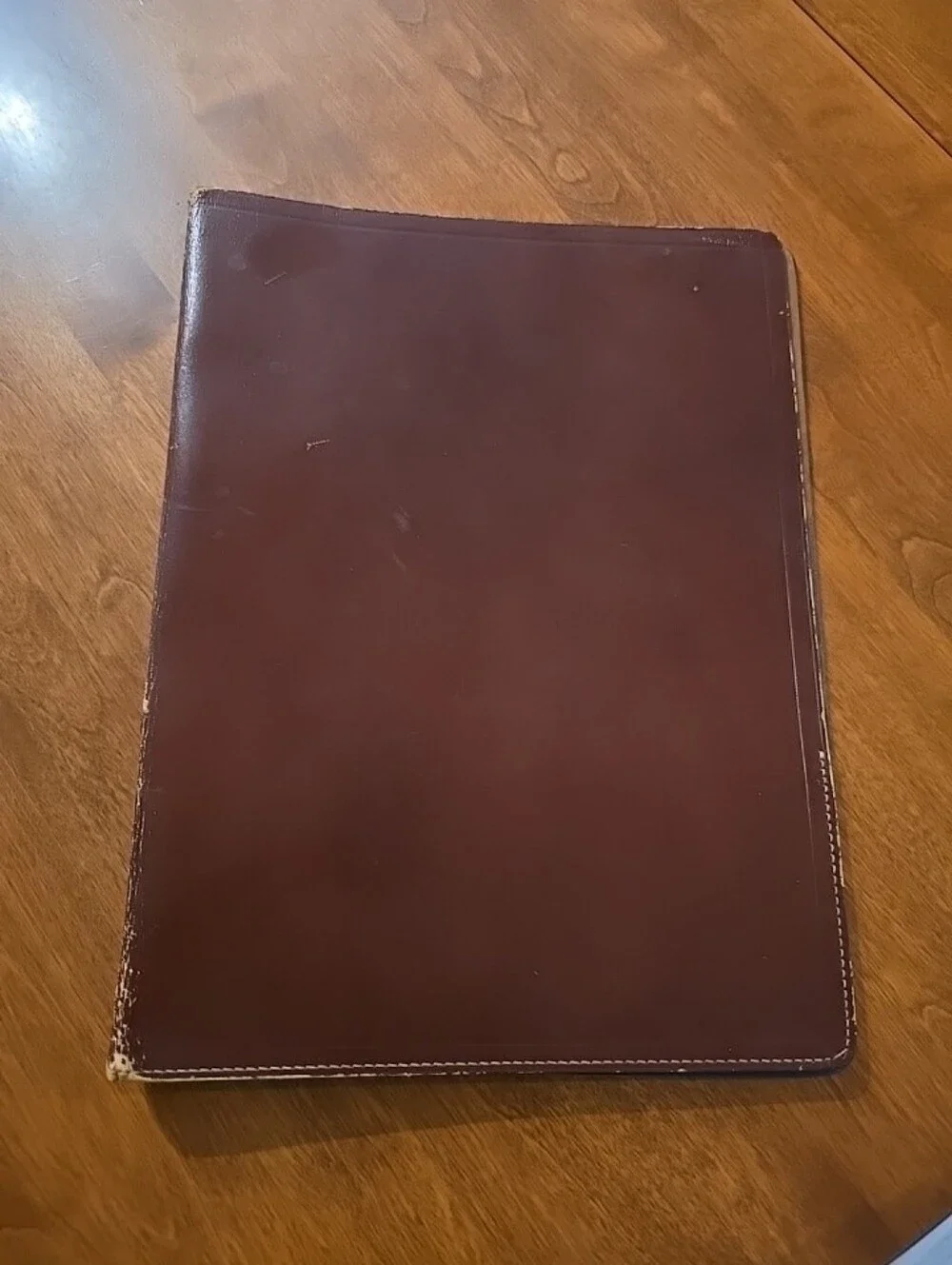 Vtg Brown Leather Portfolio with gold stamp 